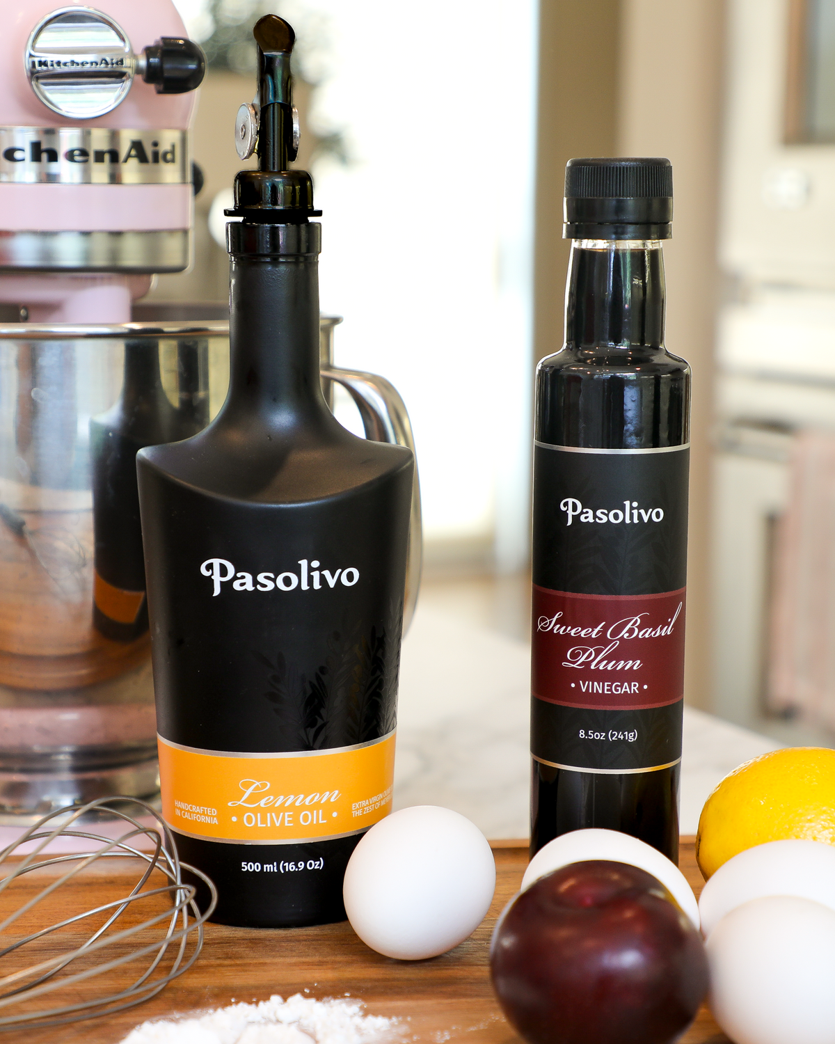 Pasolivo Lemon Olive Oil and Pasolivo Sweet Balsamic Vinegar bottles